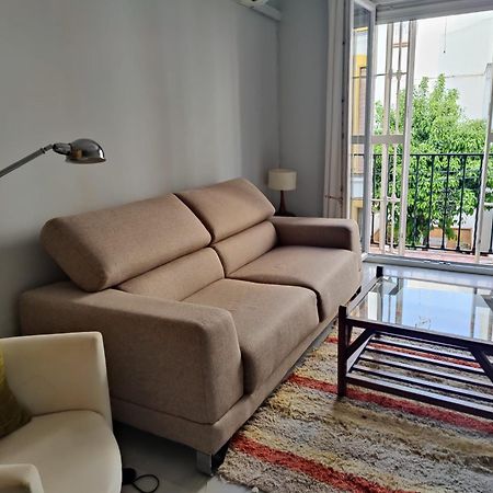 Luminoso Apartamento Exterior Con Balcon Y Patio En Centro Historico Feria-Alameda Севиля Екстериор снимка