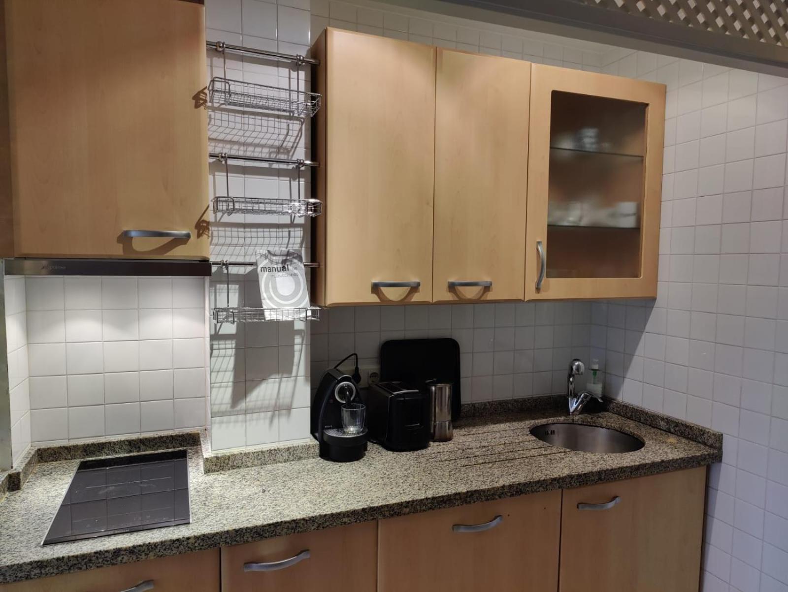 Luminoso Apartamento Exterior Con Balcon Y Patio En Centro Historico Feria-Alameda Севиля Екстериор снимка