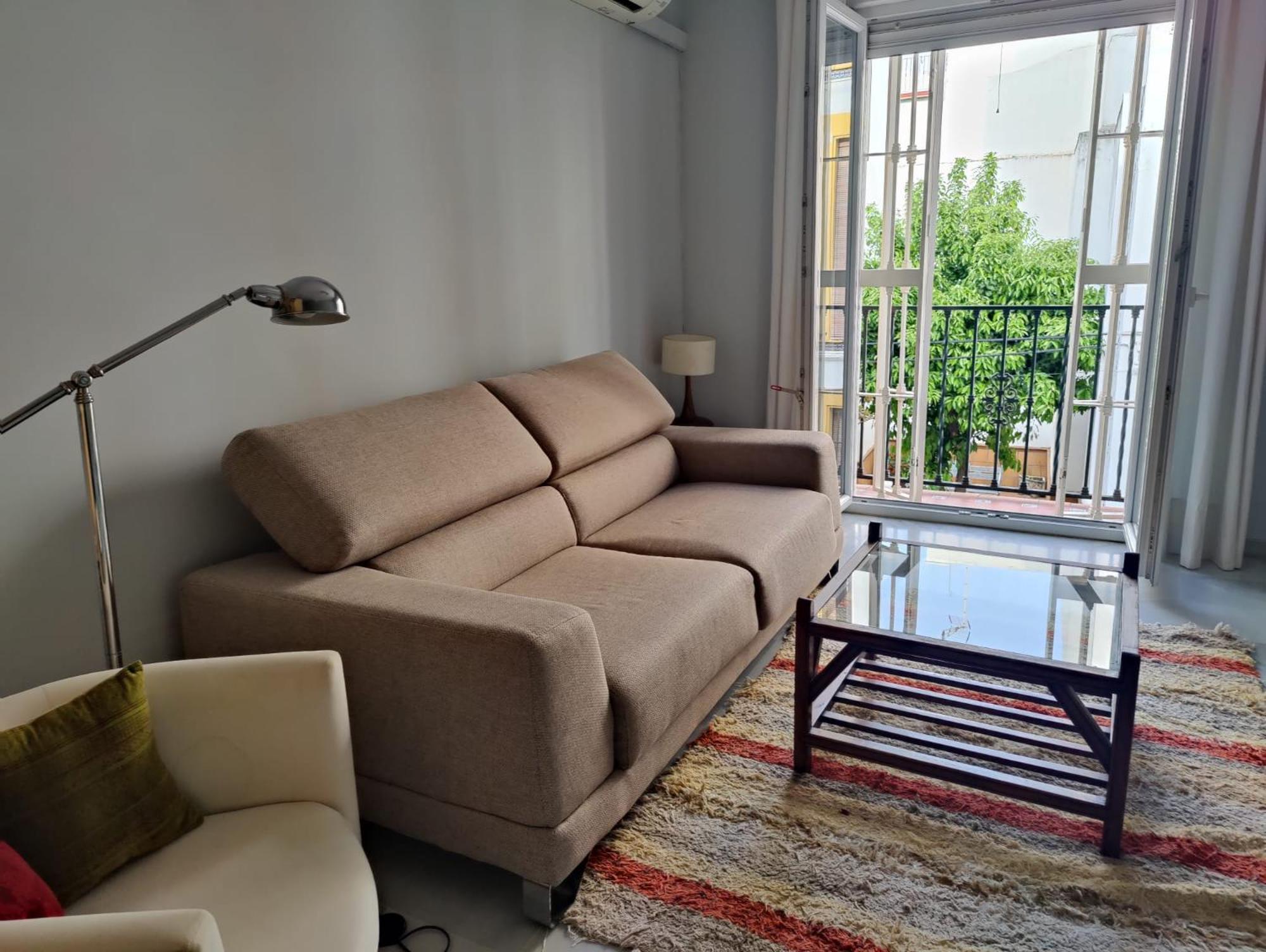 Luminoso Apartamento Exterior Con Balcon Y Patio En Centro Historico Feria-Alameda Севиля Екстериор снимка