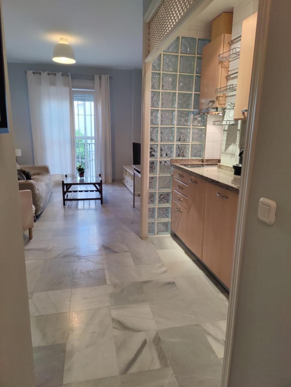 Luminoso Apartamento Exterior Con Balcon Y Patio En Centro Historico Feria-Alameda Севиля Екстериор снимка